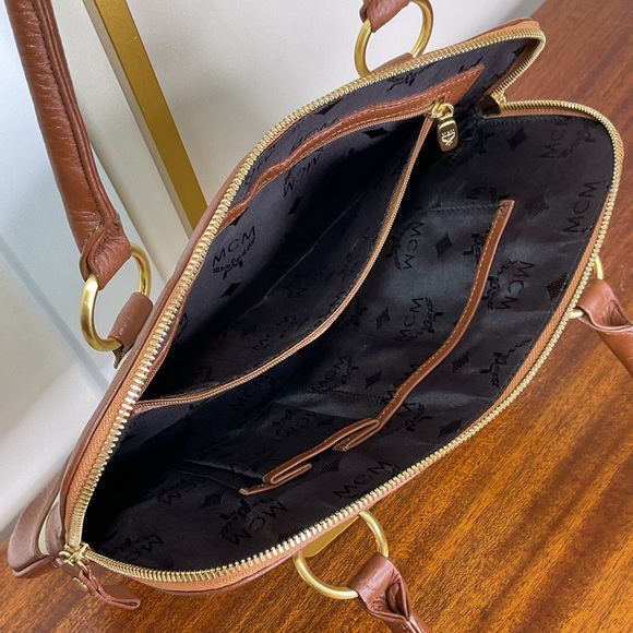 MCM Vintage Leather Trim and Mint Green Satchel - Picture 10 of 15